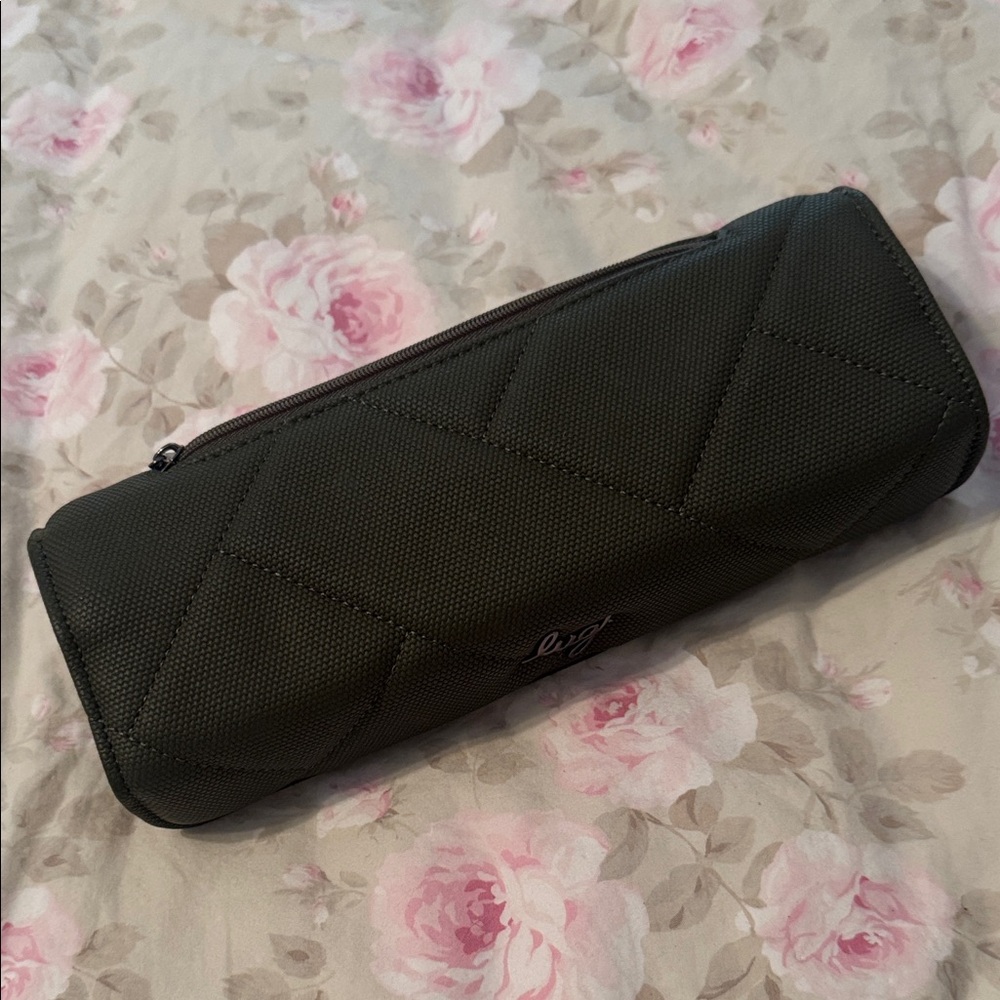 Lug VEGAN LUXE XL CHOO CHOO PILL CASE NWOT